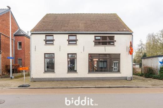 Eerste alternatieve foto van het pand