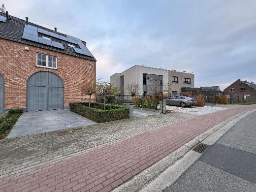 Eerste alternatieve foto van het pand