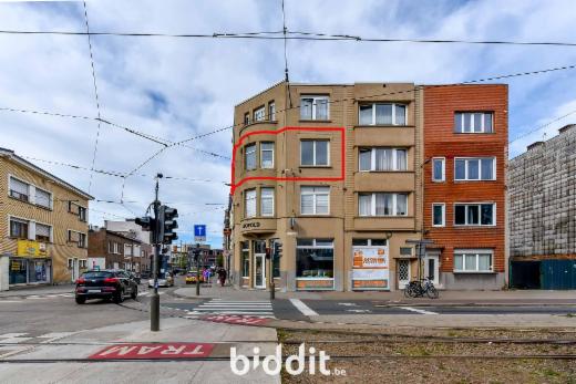 Eerste alternatieve foto van het pand