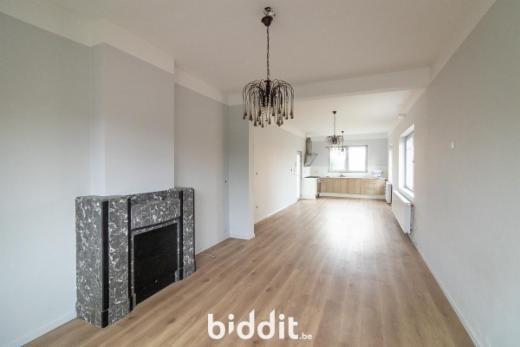 Eerste alternatieve foto van het pand