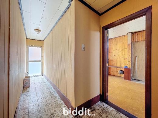 Eerste alternatieve foto van het pand