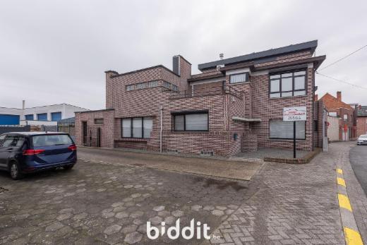 Eerste alternatieve foto van het pand