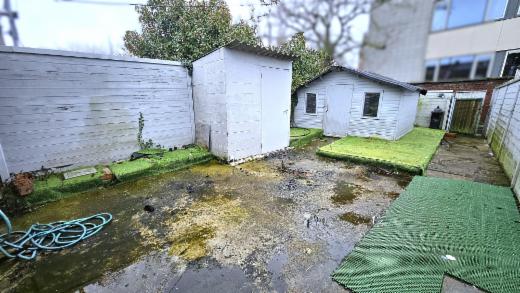 Eerste alternatieve foto van het pand