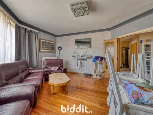 Eerste alternatieve foto van het pand