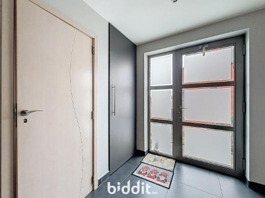 Eerste alternatieve foto van het pand