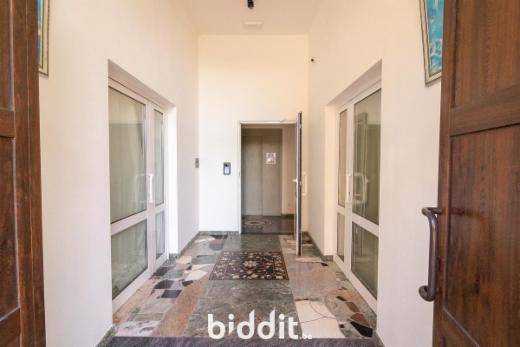 Eerste alternatieve foto van het pand