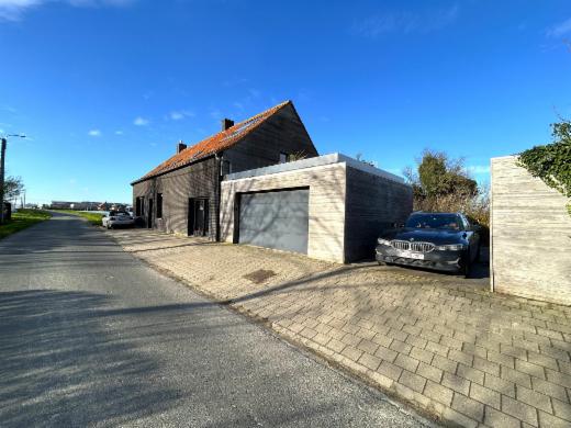 Eerste alternatieve foto van het pand