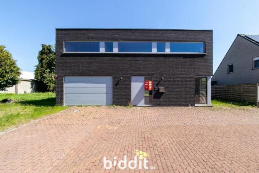 Eerste alternatieve foto van het pand
