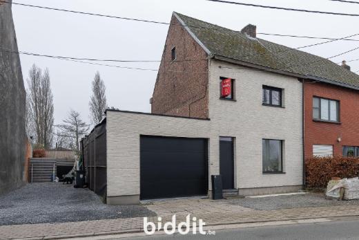 Eerste alternatieve foto van het pand