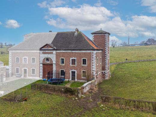 Eerste alternatieve foto van het pand