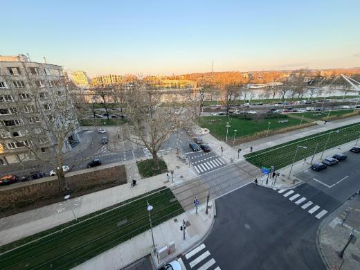 Eerste alternatieve foto van het pand