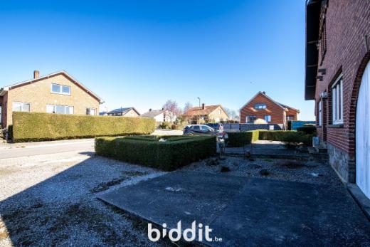 Eerste alternatieve foto van het pand