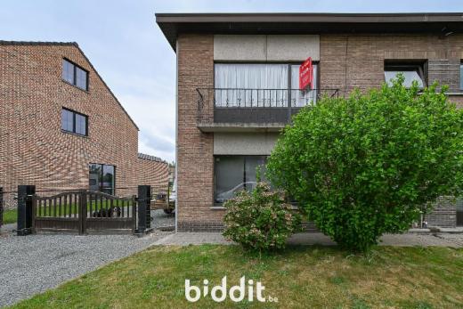 Eerste alternatieve foto van het pand