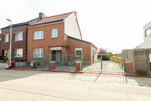 Eerste alternatieve foto van het pand
