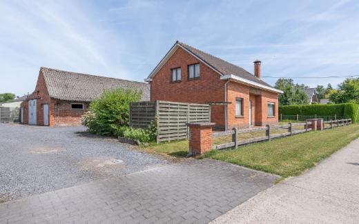 Eerste alternatieve foto van het pand