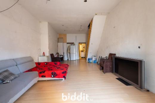 Eerste alternatieve foto van het pand