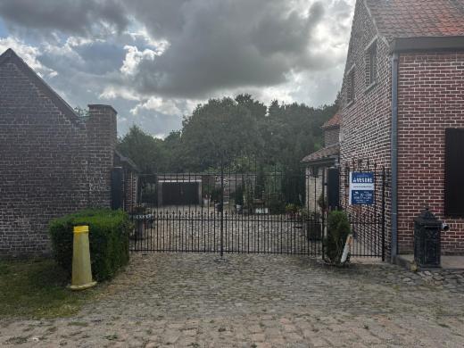Eerste alternatieve foto van het pand