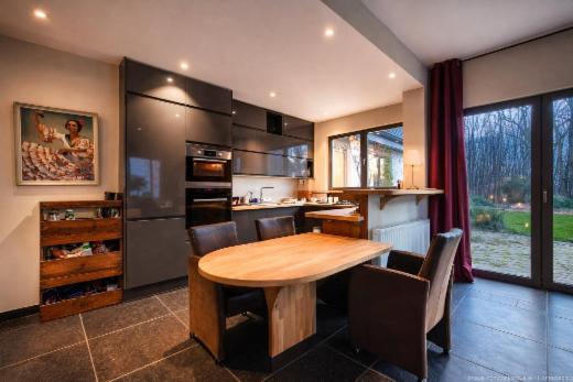 Eerste alternatieve foto van het pand