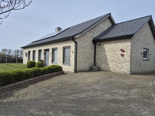Eerste alternatieve foto van het pand