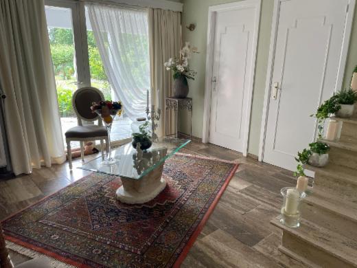 Eerste alternatieve foto van het pand