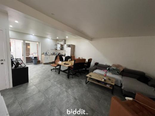 Eerste alternatieve foto van het pand