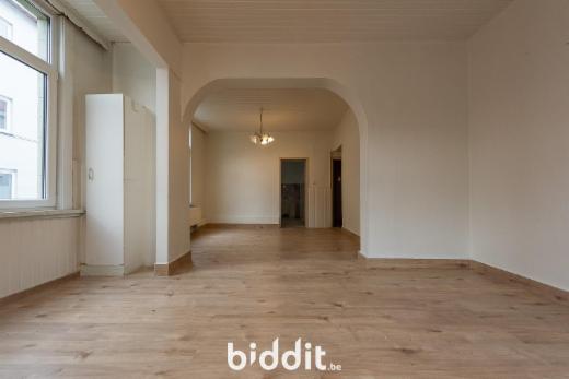 Eerste alternatieve foto van het pand