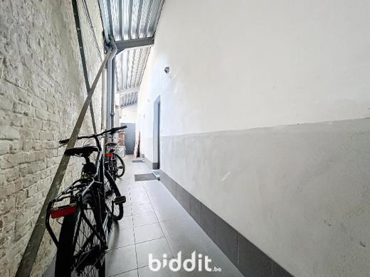 Eerste alternatieve foto van het pand