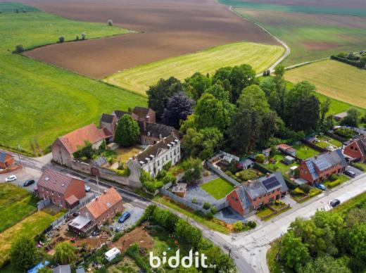 Eerste alternatieve foto van het pand