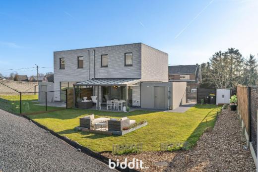 Eerste alternatieve foto van het pand