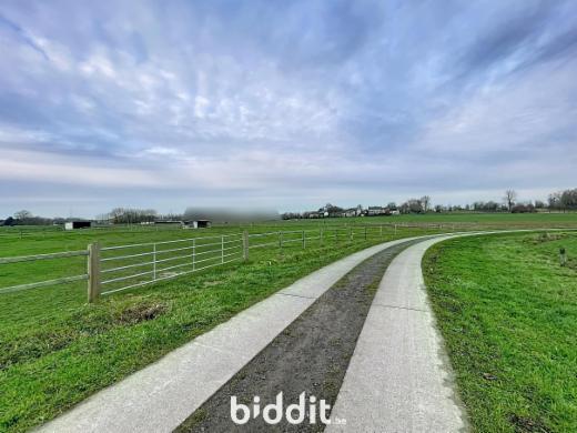 Eerste alternatieve foto van het pand