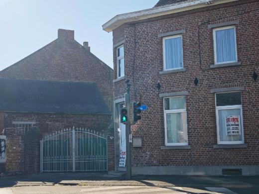 Eerste alternatieve foto van het pand