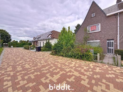 Eerste alternatieve foto van het pand
