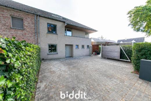 Eerste alternatieve foto van het pand
