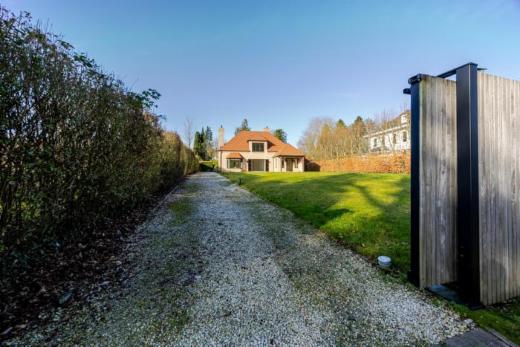 Eerste alternatieve foto van het pand