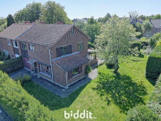 Eerste alternatieve foto van het pand