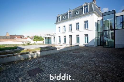 Eerste alternatieve foto van het pand