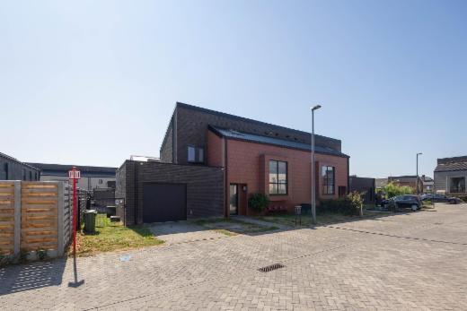 Eerste alternatieve foto van het pand