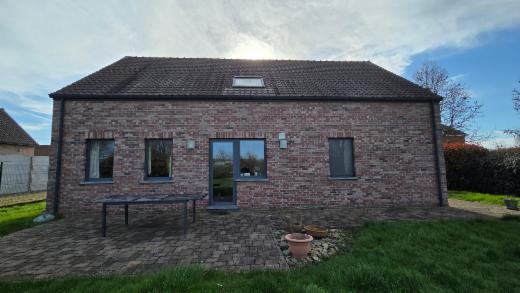 Eerste alternatieve foto van het pand