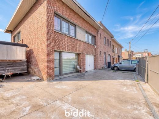 Eerste alternatieve foto van het pand