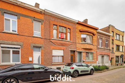 Eerste alternatieve foto van het pand