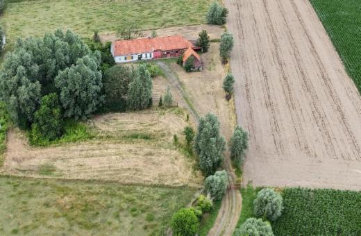 Eerste alternatieve foto van het pand