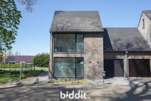 Eerste alternatieve foto van het pand