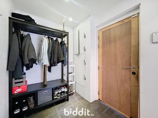 Eerste alternatieve foto van het pand