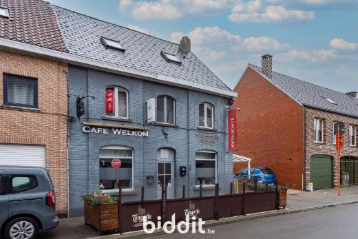 Eerste alternatieve foto van het pand