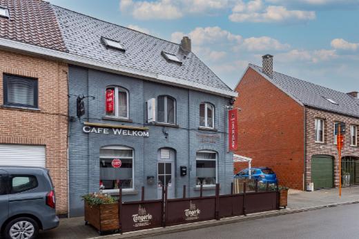 Eerste alternatieve foto van het pand