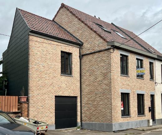 Eerste alternatieve foto van het pand