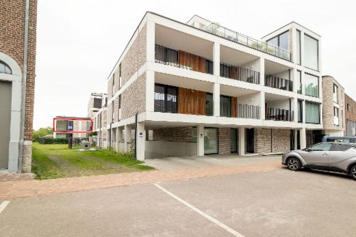 Eerste alternatieve foto van het pand