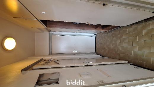 Eerste alternatieve foto van het pand