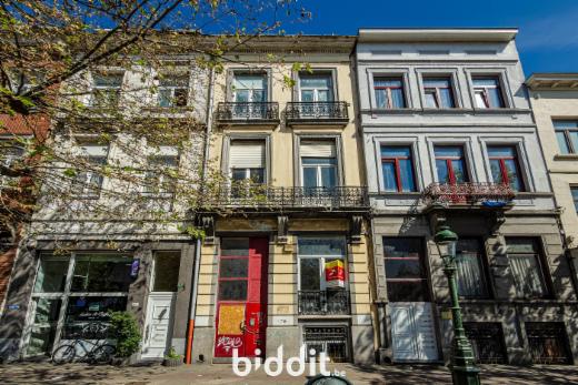 Eerste alternatieve foto van het pand