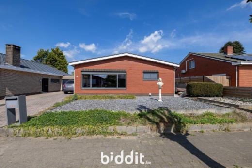 Eerste alternatieve foto van het pand